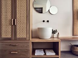 Etheria Luxury Villas & Suites