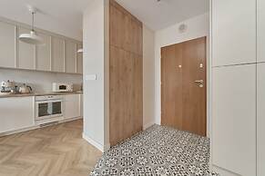 Krakowska Apartment by Renters Prestige