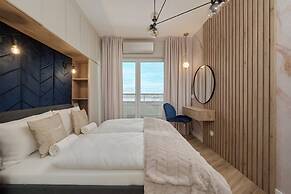 Krakowska Apartment by Renters Prestige