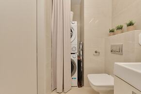 Krakowska Apartment by Renters Prestige