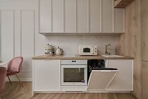Krakowska Apartment by Renters Prestige