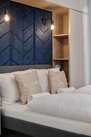 Krakowska Apartment by Renters Prestige