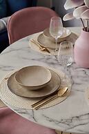 Krakowska Apartment by Renters Prestige