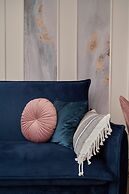 Krakowska Apartment by Renters Prestige