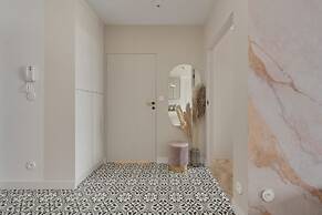 Krakowska Apartment by Renters Prestige