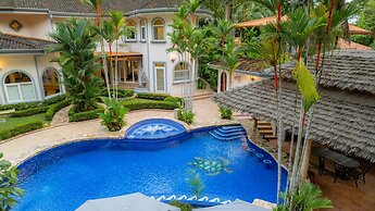 Harmon House in Herradura