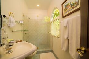 Harmon House in Herradura