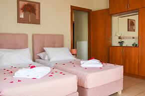 Giovanni City House near Chania Centre