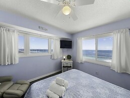 Seaside Sunrise-oceanfront Beach Chic Condo! 1 Bedroom Villa by RedAwn