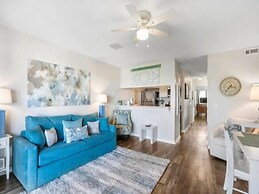 Good Vibes Carolina Beach 1 Bedroom Villa by RedAwning