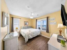 By The Kure Beach Pier 4 Bedroom Villa by Redawning