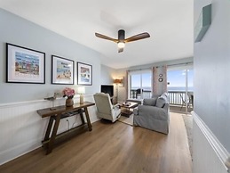 Sand Fiddler Sunrise 2 Bedroom Villa by RedAwning