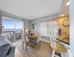 Sand Fiddler Sunrise 2 Bedroom Villa by RedAwning