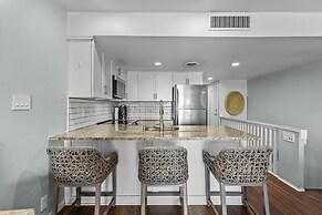 Coral Shores #4 3 Bedroom Condo by RedAwning