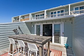 Coral Shores #4 3 Bedroom Condo by RedAwning