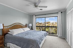 Coral Shores #4 3 Bedroom Condo by RedAwning