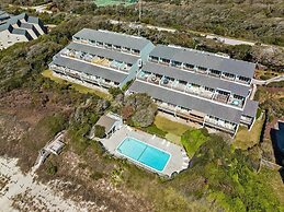 Coral Shores #4 3 Bedroom Condo by RedAwning