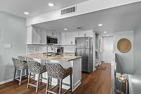 Coral Shores #4 3 Bedroom Condo by RedAwning