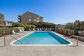 Coral Shores #4 3 Bedroom Condo by RedAwning