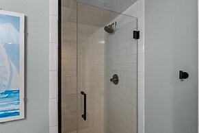 Coral Shores #4 3 Bedroom Condo by RedAwning