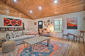 Painted Skies Upscale Getaway By Lake Burton!