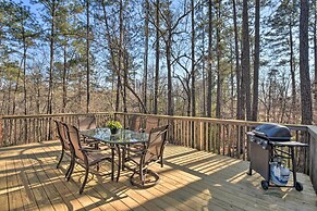 Family-friendly Lake Lanier Escape on 2 + Acres!