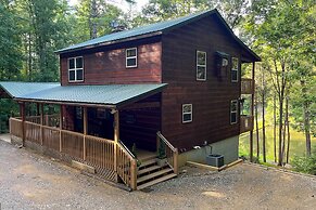 Stunning Blue Ridge Retreat w/ River Access!