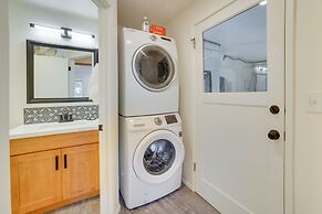 Seattle Vacation Home w/ Hot Tub: 5 Mi to Downtown