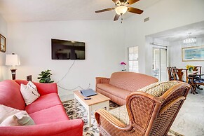 Peaceful Savannah Home - 11 Mi to Beaches!