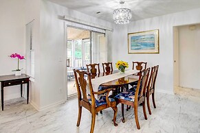 Peaceful Savannah Home - 11 Mi to Beaches!