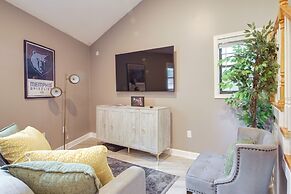 Charming Memphis Apartment: Remote-work Friendly!