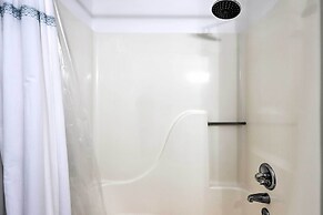 Immaculate Suwanee House w/ Pool & Game Room!