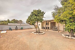 Sunny Tucson Abode w/ Fire Pit 9 Mi to U of A