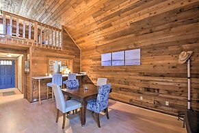 Woodsy Blue Ridge Retreat, 3 Mi to Downtown!