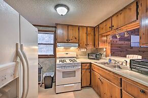 Woodsy Blue Ridge Retreat, 3 Mi to Downtown!