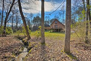 Woodsy Blue Ridge Retreat, 3 Mi to Downtown!