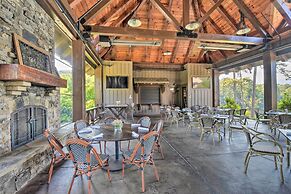 Jasper Hideaway w/ Spacious Deck + Community Pool