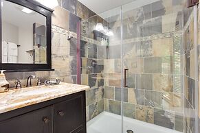 Jasper Hideaway w/ Spacious Deck + Community Pool