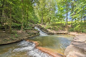 Jasper Hideaway w/ Spacious Deck + Community Pool
