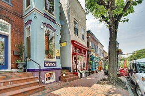 Charming Alexandria Vacation Rental in Old Town!