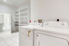 Single-story Home ~ 7 Mi to Old Towne Conyers!