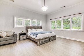 Single-story Home ~ 7 Mi to Old Towne Conyers!