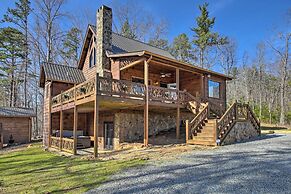 Stunning Escape w/ Loft, Hot Tub + Mtn Views!