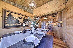 Stunning Escape w/ Loft, Hot Tub + Mtn Views!