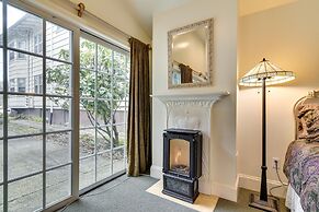 Cozy Portland Studio w/ Electric Fireplace