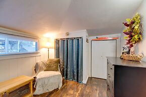 Rustic Log Cabin w/ Studio ~ 5 Mi to Pikes Peak!