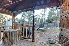 Rustic Log Cabin w/ Studio ~ 5 Mi to Pikes Peak!