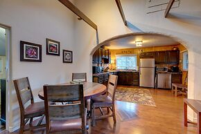 Rustic Log Cabin w/ Studio ~ 5 Mi to Pikes Peak!