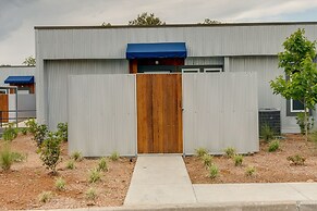 Wfh-friendly Condo Rental in Nashville, Georgia!