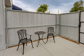 Wfh-friendly Condo Rental in Nashville, Georgia!